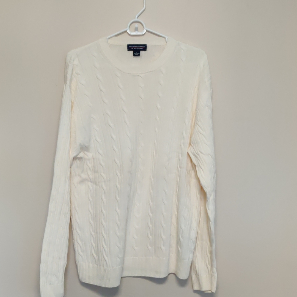Cream roundtree and Yorke sweater